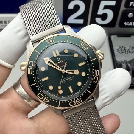 Omega Seamaster Series 210.90.42.20.10.001(42MM)